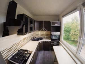 Pronájem bytu 2+1, Hradec Králové - Moravské Předměstí, Suchého, 65 m2