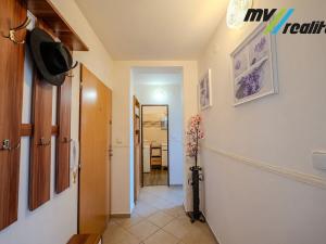 Pronájem bytu 2+1, Milovice, Komenského, 46 m2