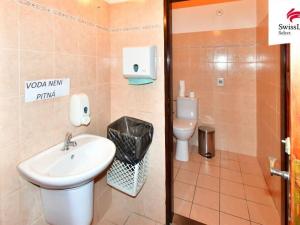Pronájem obchodního prostoru, Kácov, 118 m2