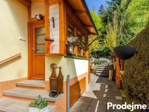 Prodej chaty, Davle - Sázava, 74 m2