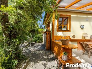 Prodej chaty, Davle - Sázava, 74 m2