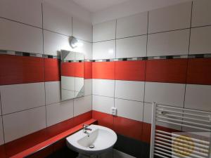 Pronájem bytu 1+kk, Tábor, Kpt. Jaroše, 20 m2