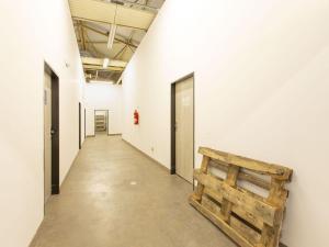 Pronájem skladu, Pardubice - Zelené Předměstí, S. K. Neumanna, 32 m2
