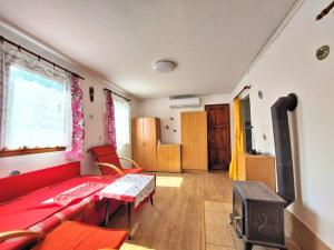 Prodej chaty, Senohraby, 38 m2
