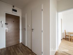 Pronájem bytu 2+kk, Praha - Chodov, Michnova, 46 m2