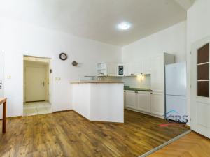 Prodej bytu 2+kk, Praha, Na Rokytce, 49 m2