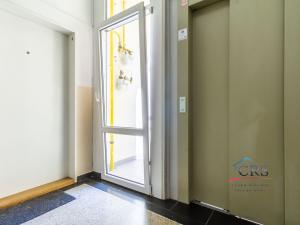 Prodej bytu 2+kk, Praha, Na Rokytce, 49 m2