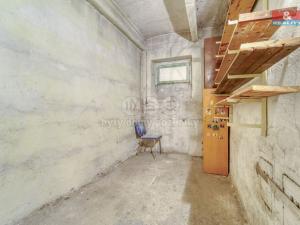 Pronájem bytu 2+1, Ostrov, Hlavní třída, 54 m2