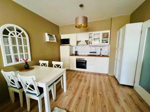 Pronájem bytu 2+kk, Praha - Žižkov, V zahrádkách, 52 m2