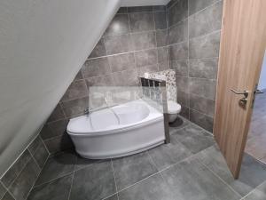 Pronájem bytu 3+kk, Příbram, Březnická, 100 m2