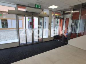 Pronájem obchodního prostoru, Zlín, 147 m2