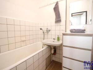 Pronájem bytu 3+1, Praha - Záběhlice, Jahodová, 76 m2