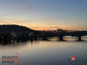 Prodej bytu 2+kk, Praha - Malá Strana, Újezd, 56 m2