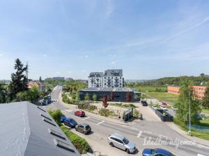 Pronájem bytu 2+kk, Praha - Kyje, Za černým mostem, 37 m2