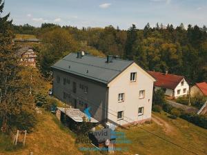 Prodej bytu 2+1, Stará Paka, 72 m2