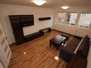 Pronájem bytu 2+1, Dolní Břežany, Pražská, 68 m2