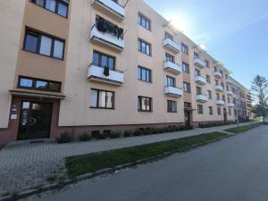 Pronájem bytu 3+1, Hradec Králové - Slezské Předměstí, Sládkova, 63 m2