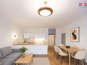 Prodej bytu 2+kk, Praha - Holešovice, Heřmanova, 67 m2