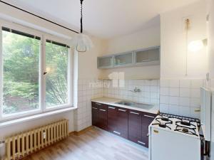 Prodej bytu 2+1, Praha - Vokovice, Kladenská, 55 m2