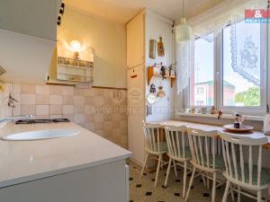 Prodej bytu 3+1, Habartov, Čs. armády, 68 m2