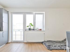 Pronájem bytu 2+kk, Brno, Slatinská, 42 m2