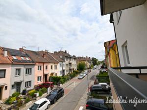 Pronájem bytu 2+kk, Brno, Slatinská, 42 m2