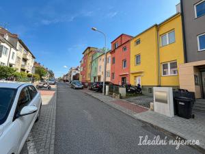 Pronájem bytu 2+kk, Brno, Slatinská, 42 m2