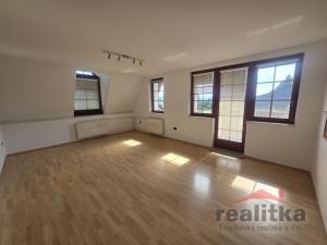 Pronájem bytu 3+kk, Opava - Kylešovice, Slovenská, 120 m2
