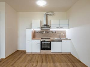 Pronájem bytu 2+kk, Praha - Dolní Měcholupy, Kardausova, 59 m2