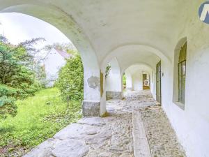 Prodej rodinného domu, Husinec, Jeronýmova, 400 m2