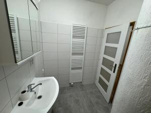 Pronájem bytu 1+kk, Liberec, Žitná, 37 m2