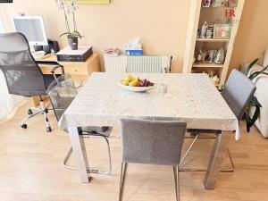 Prodej bytu 2+1, Týnec nad Sázavou, Na Kněžině, 65 m2