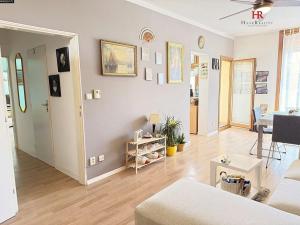 Prodej bytu 2+1, Týnec nad Sázavou, Na Kněžině, 65 m2