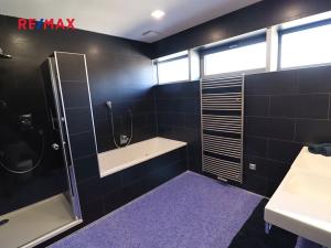 Prodej rodinného domu, Tuchoměřice, Ve Zběrušce, 429 m2