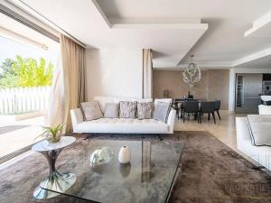 Prodej bytu 4+kk, Estepona, Španělsko, 194 m2
