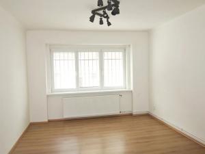 Pronájem bytu 3+1, Praha - Záběhlice, Záběhlická, 72 m2
