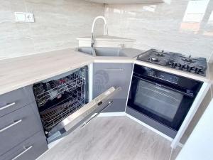 Pronájem bytu 2+1, Praha - Kamýk, Zárubova, 64 m2