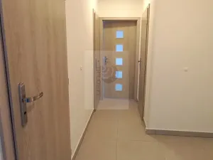Pronájem bytu 2+1, Praha - Kamýk, Zárubova, 64 m2