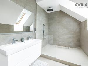 Prodej rodinného domu, Praha - Vokovice, Ke dvoru, 60 m2