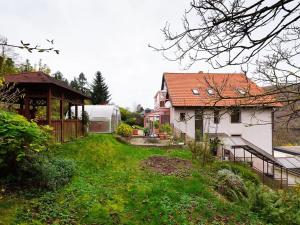 Prodej rodinného domu, Měchenice, Hlavní, 330 m2