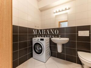 Pronájem bytu 1+kk, Praha - Střížkov, Zakšínská, 32 m2