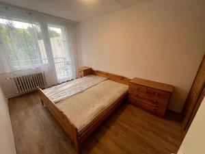 Pronájem bytu 3+kk, Praha - Prosek, Bohušovická, 67 m2
