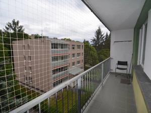 Pronájem bytu 3+kk, Praha - Prosek, Bohušovická, 67 m2