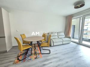 Pronájem bytu 2+kk, Praha - Hloubětín, Domalípova, 59 m2
