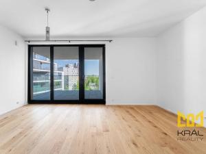 Pronájem bytu 1+kk, Praha - Strašnice, Ramonova, 66 m2