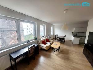 Prodej atypického bytu, Beroun - Beroun-Město, V Zahradách, 85 m2