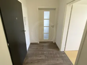 Prodej bytu 1+kk, Tábor, U Areálu, 32 m2