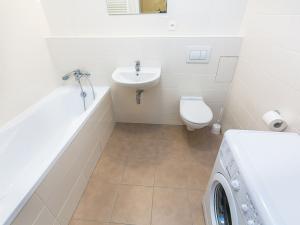 Pronájem bytu 1+kk, Praha - Letňany, Pavla Beneše, 33 m2