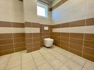 Prodej bytu 3+1, Třebenice, Lipová, 91 m2