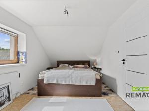 Prodej rodinného domu, Lovčice, 150 m2
